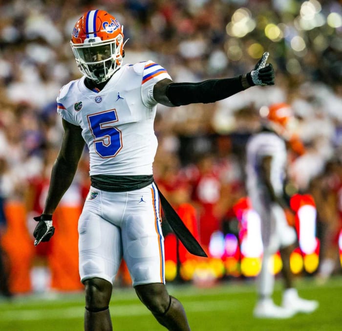 Will Emory Jones receive the thumbs up from Head Coach Dan Mullen as the Florida Starter all season long?